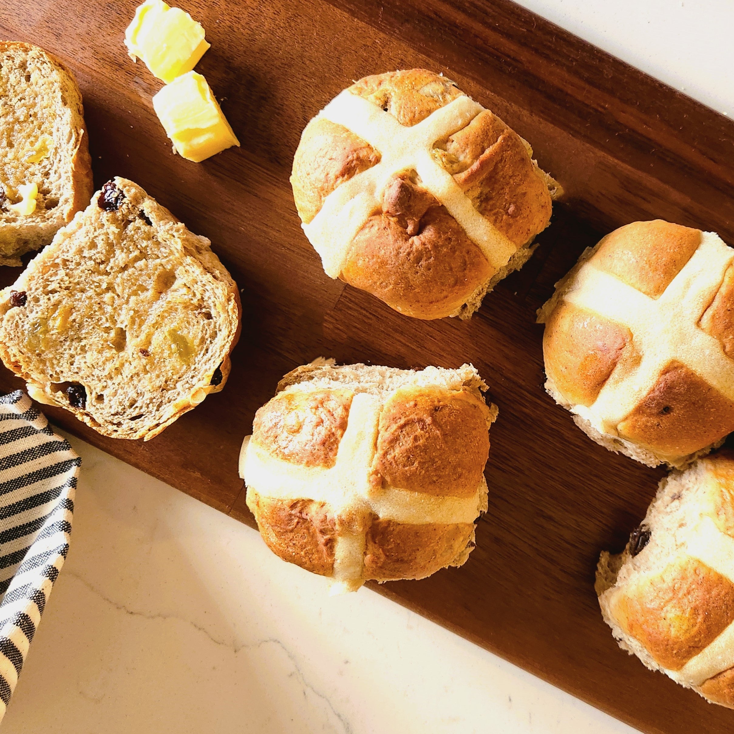 Hot Cross Buns – Single Pack (6 Buns)